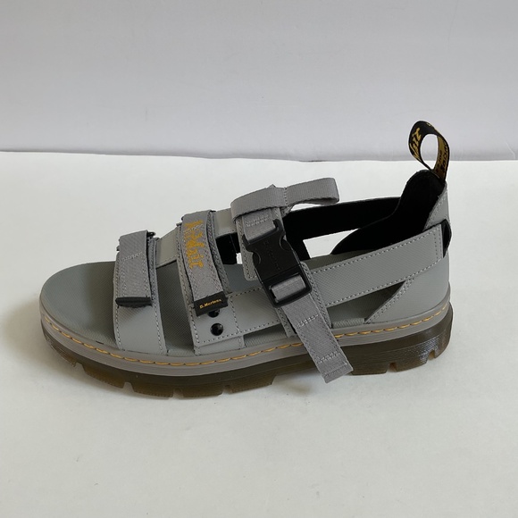 Dr. Martens Pearson Sandals Mens Sz 10 Mid Grey Element & Webbing - Picture 2 of 13